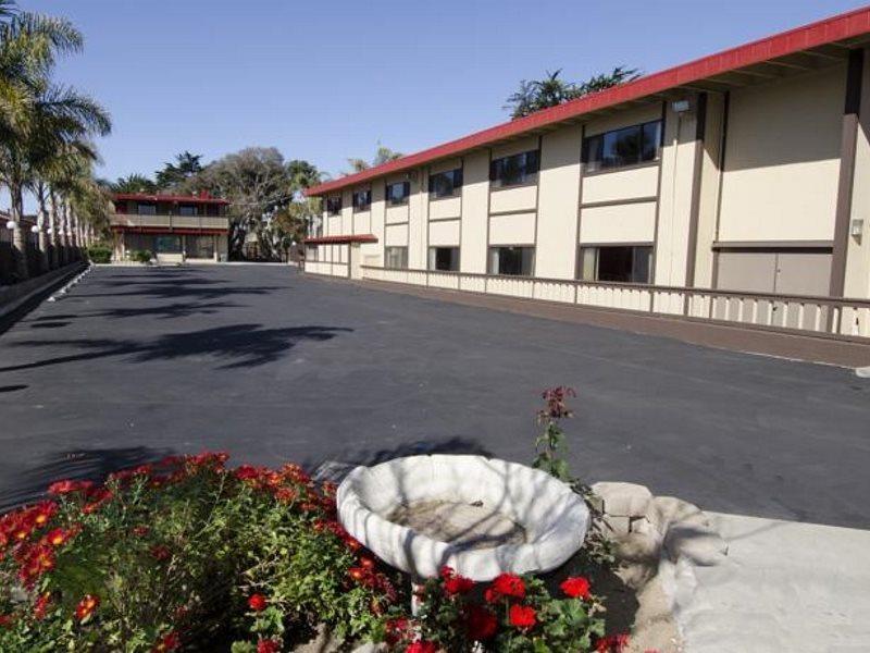 Americas Best Value Inn & Suites Monterey Bagian luar foto